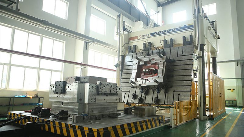 双色模具定做的关键考量：精度与工艺**