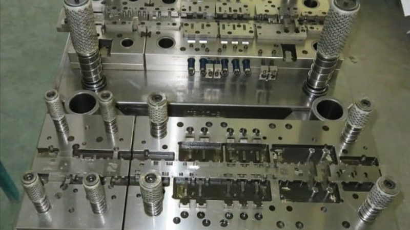 硅胶模具与钢模：尺寸规格差异解析**