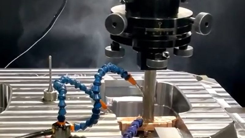 橡胶模具安装价格，揭秘背后的影响因素